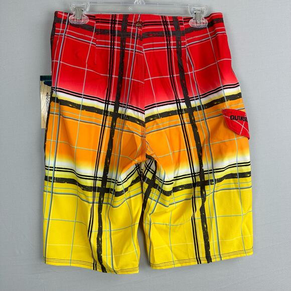 Quiksilver Men’s 30 Cypher Wonderland Board Shorts Stretch Cargo Plaid - Picture 10 of 10